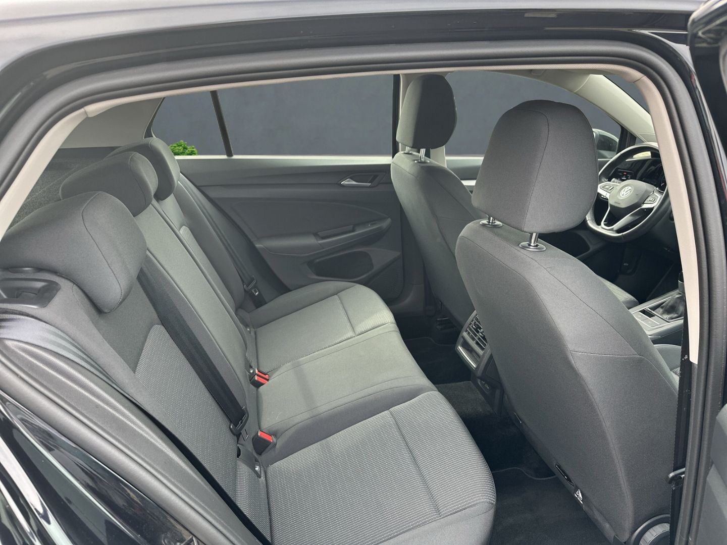 Golf VIII 1.0 TSI AHK-klappbar Digitales Cockpit