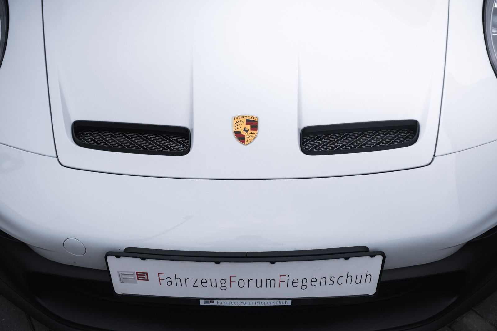 Fahrzeugabbildung Porsche 992/911 GT3-Lift-LED-Matrix-Vollschale