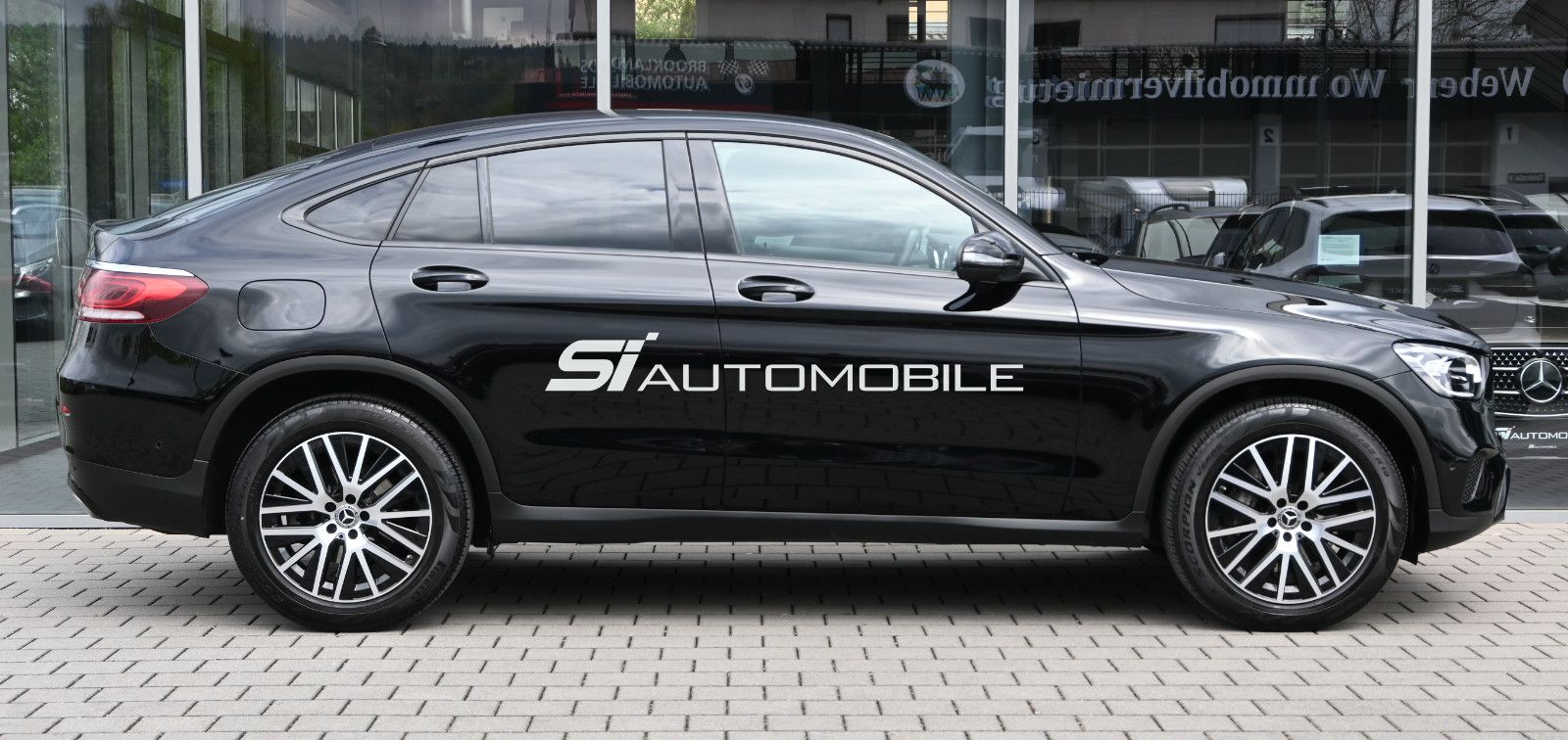 Fahrzeugabbildung Mercedes-Benz GLC 300 d 4M. Coupé NIGHT °ACC°AHK°360°STANDHEIZ