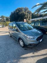 Ford Transit Courier 1.0 EcoBoost 100CV Van Tren - graue Ford Transit Courier