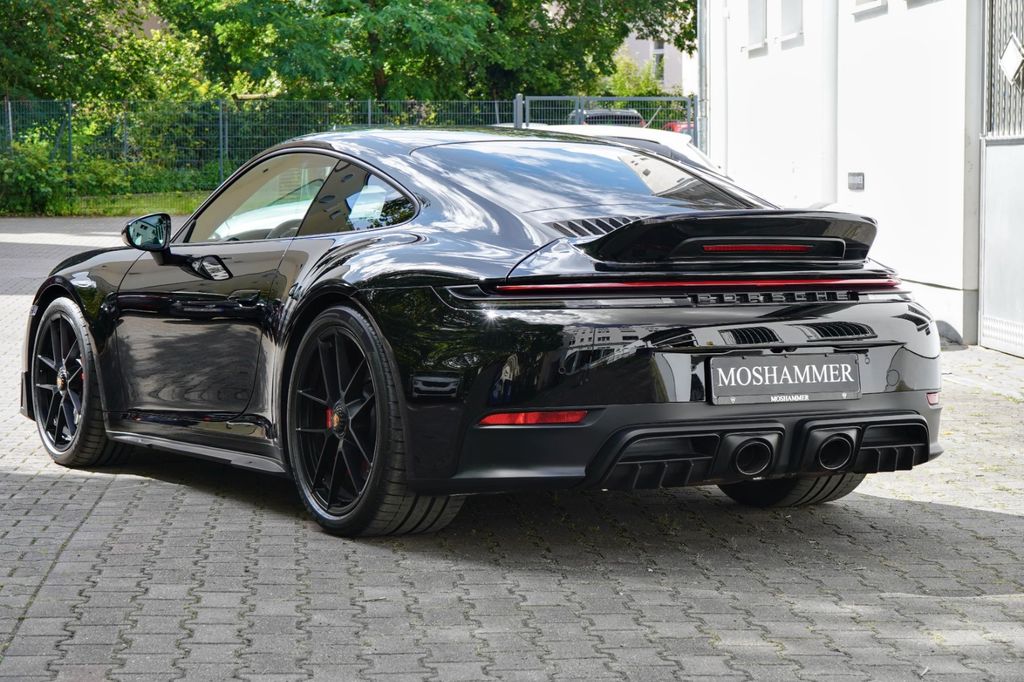 Porsche 992 GTS Exclusive Manufaktur Aerokit Neuwagen