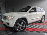 Jeep Grand Cherokee 3.0 CRD Overland*AHK*Pano* - Jeep Grand Cherokee in Braunschweig