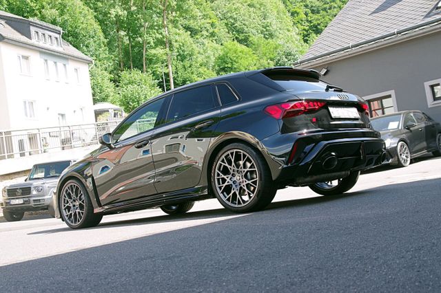 Audi RS 3 Sportback*Sporta,Pano,Head-Up,SONOS,EXPORT*