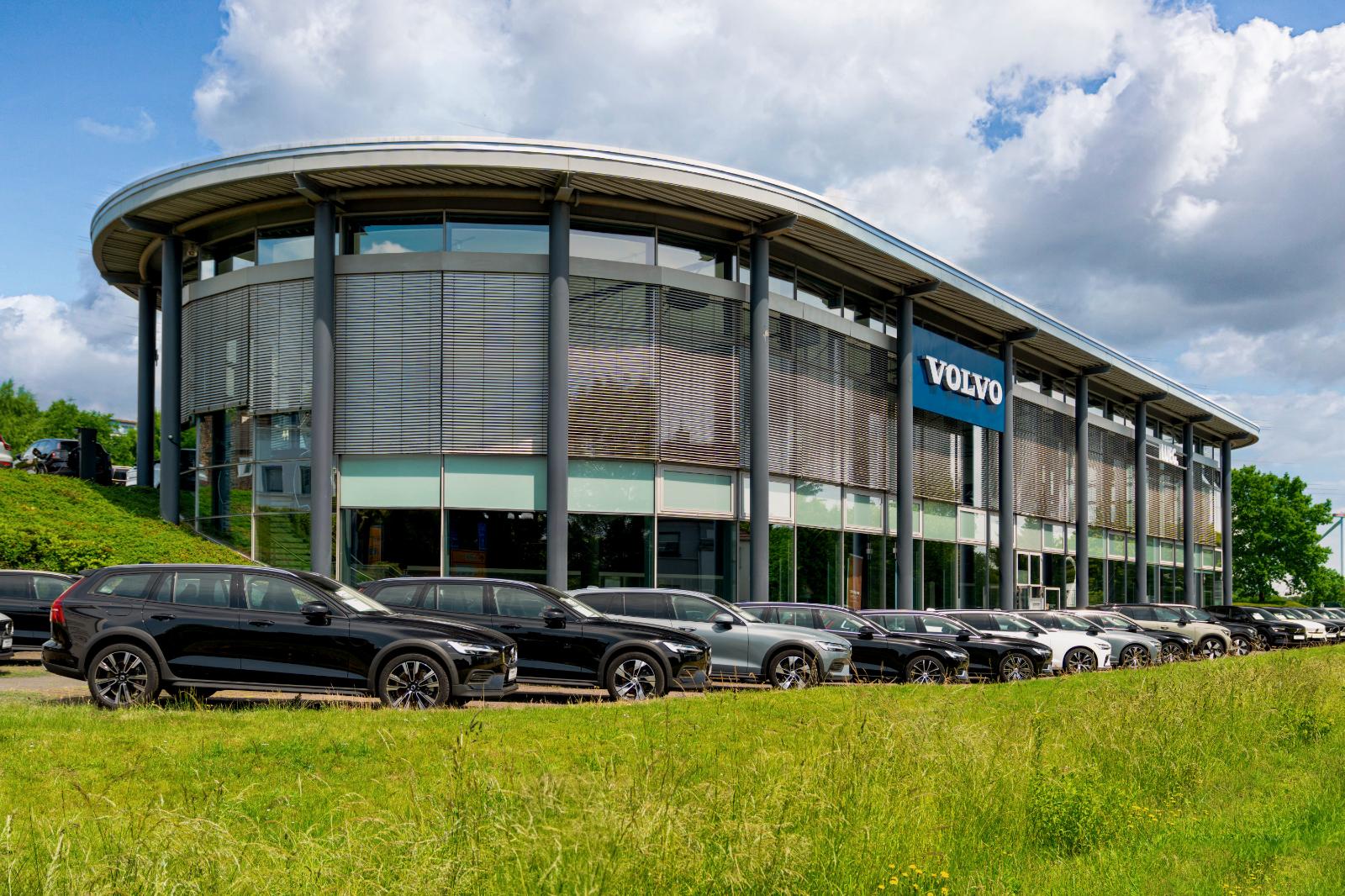 showroom-image-main