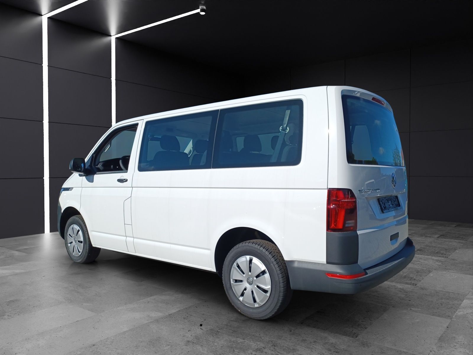 Fahrzeugabbildung Volkswagen T6 Kombi T6.1 TDI 9- Sitzer LED GRA PDK KLIMA VO