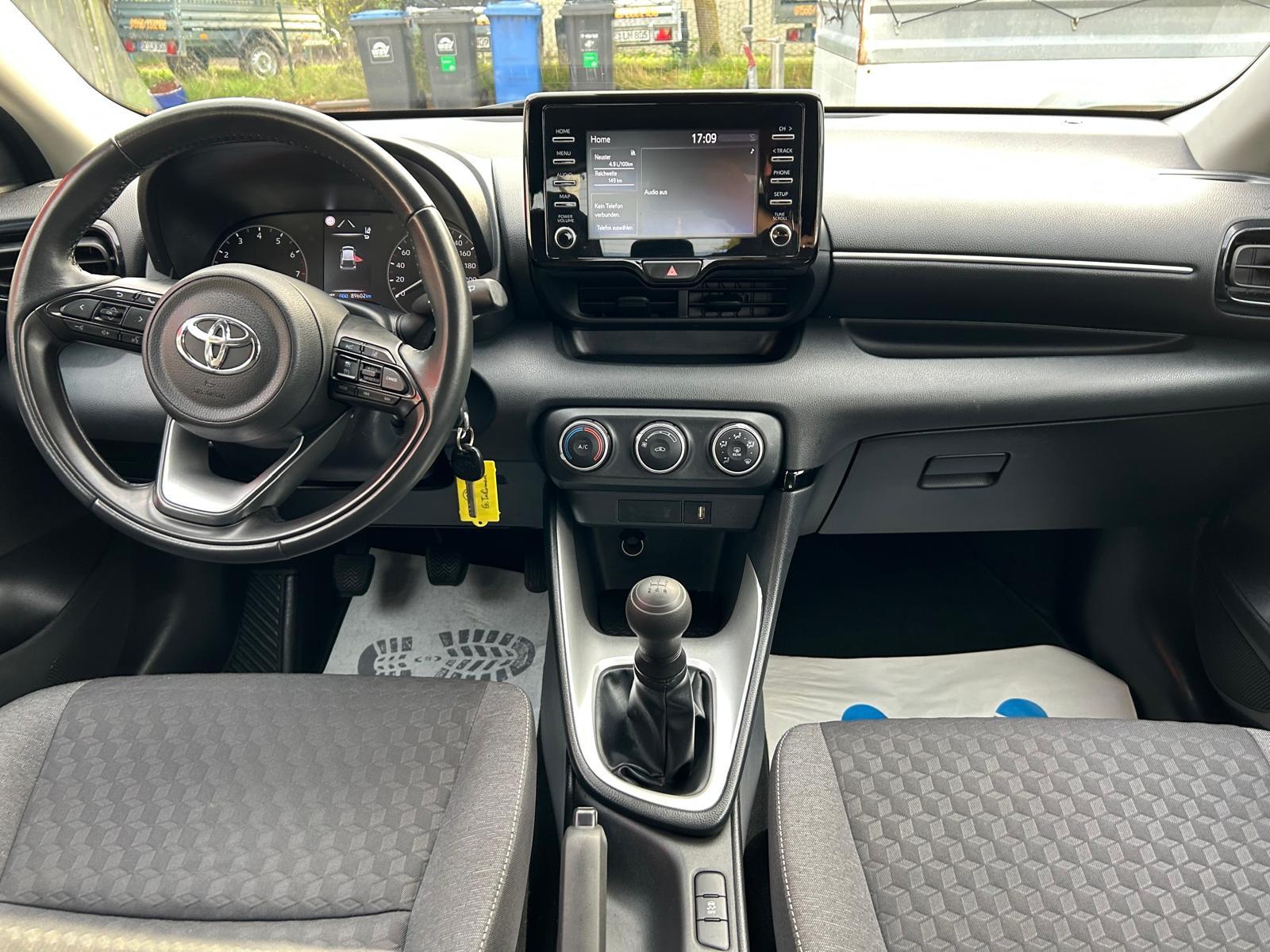 Toyota Yaris Comfort/KLIMA/KAM/APPLE CP/ACC/TÜV NEU/