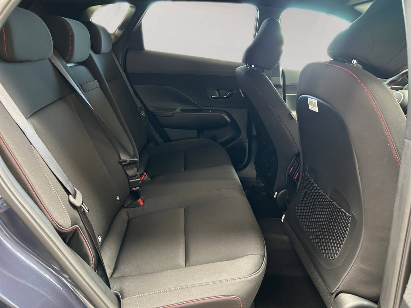 Fahrzeugabbildung Hyundai KONA (MY27) 1.6 T-GDI(150 PS) DCT N Line Elektr.