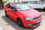Volkswagen SCHECKHEFT/WENIG KILOMETER - Volkswagen Polo aus 2012 mit Benzin-Antrieb: Schiebedach, Kleinwagen