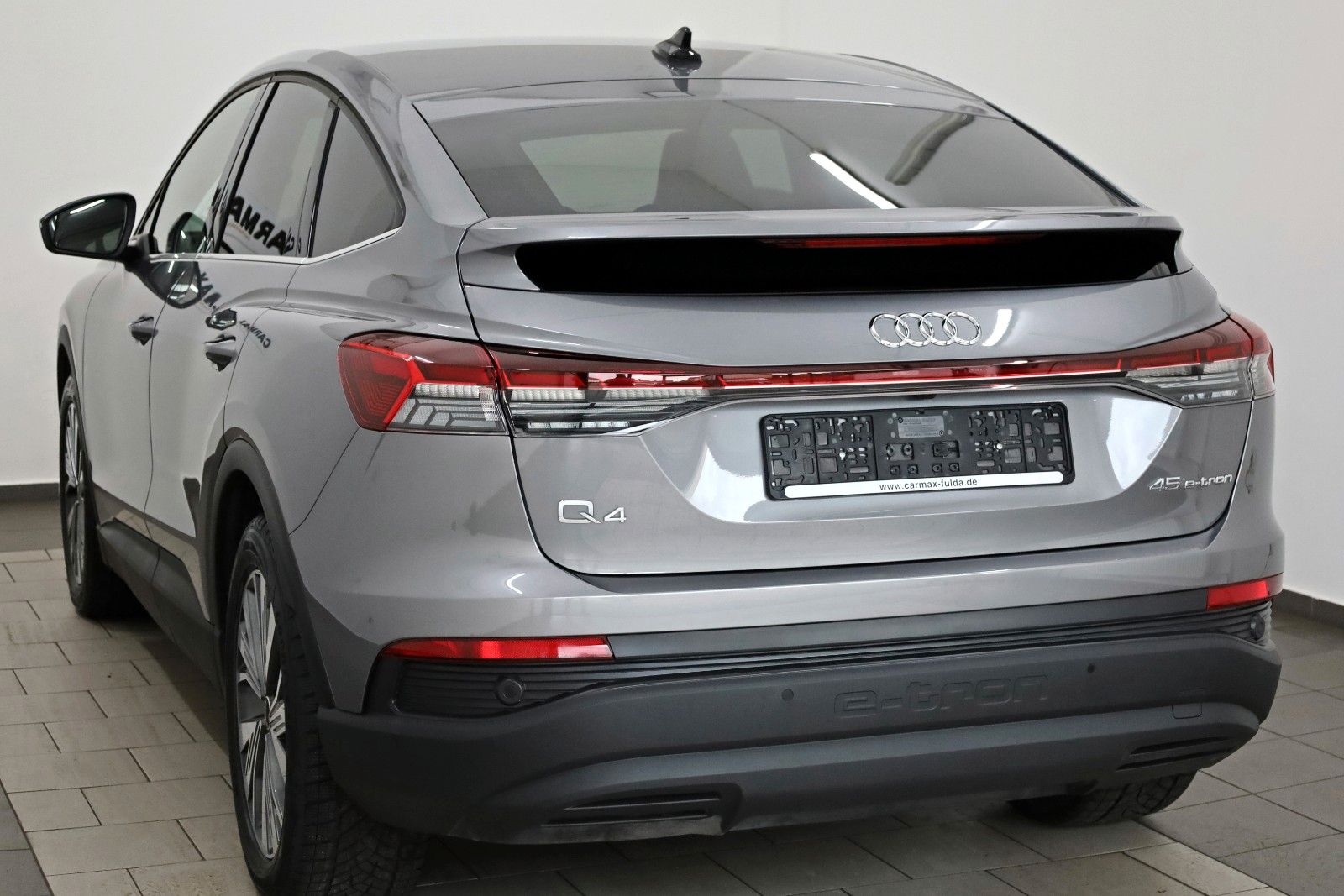 Fahrzeugabbildung Audi Q4 e-tron Sportback 45,S line, SH,Kamera,ACC