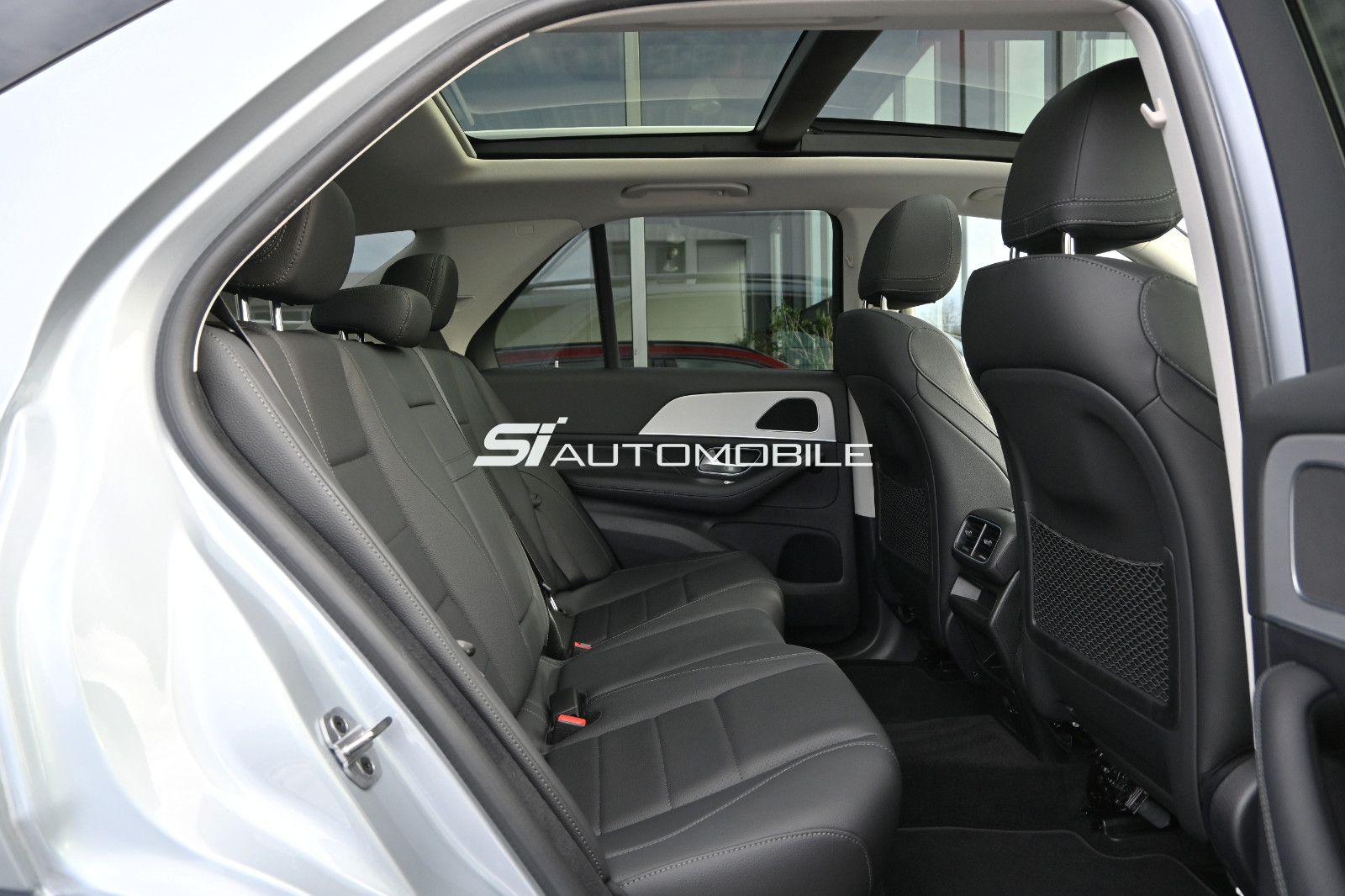 Fahrzeugabbildung Mercedes-Benz GLE 350 de 4Matic °ACC°PANO°SITZKLIMA°8-FACH 19"