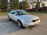 Audi A4 1.8 T Avant - - Audi A4 aus 1999: Kombi