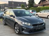 Kia cee'd Sportswagon*NEU*TÜV*NAVI* gepflegt* NAVI * - gebrauchte Kia cee'd Sportswagon aus dem Jahr 2020