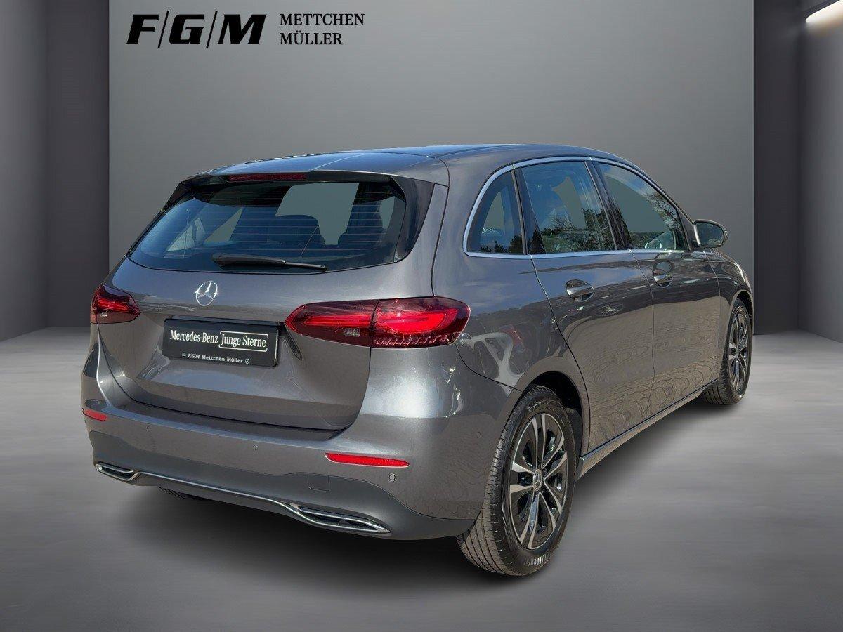 Mercedes-Benz B 180 PROGRESSIVE+LED+R-KAMERA+PARKTRO+ELHECKKL