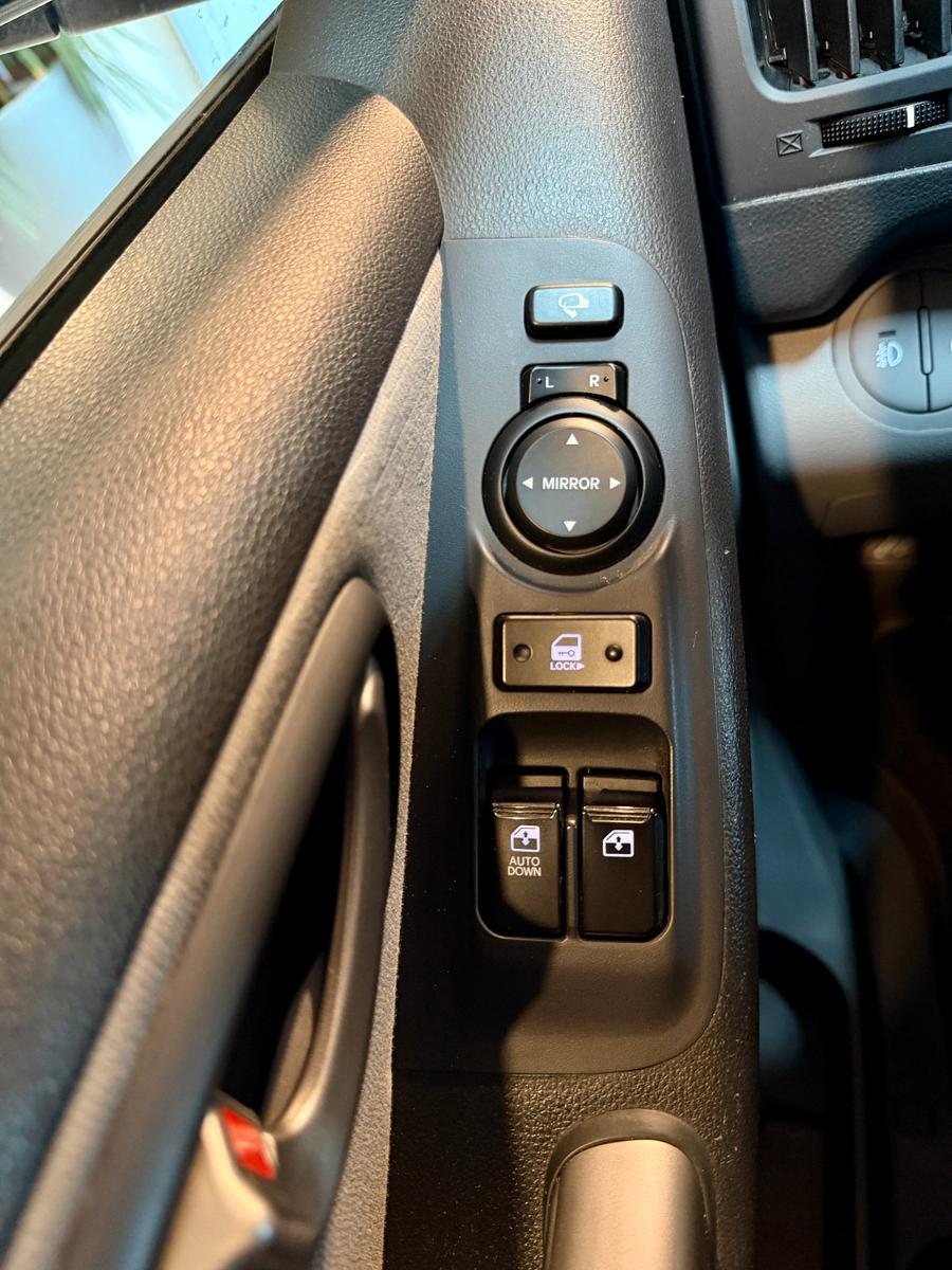 Hyundai H-1 8-Sitz.Travel Family+Leder*AHZV*Allwetter