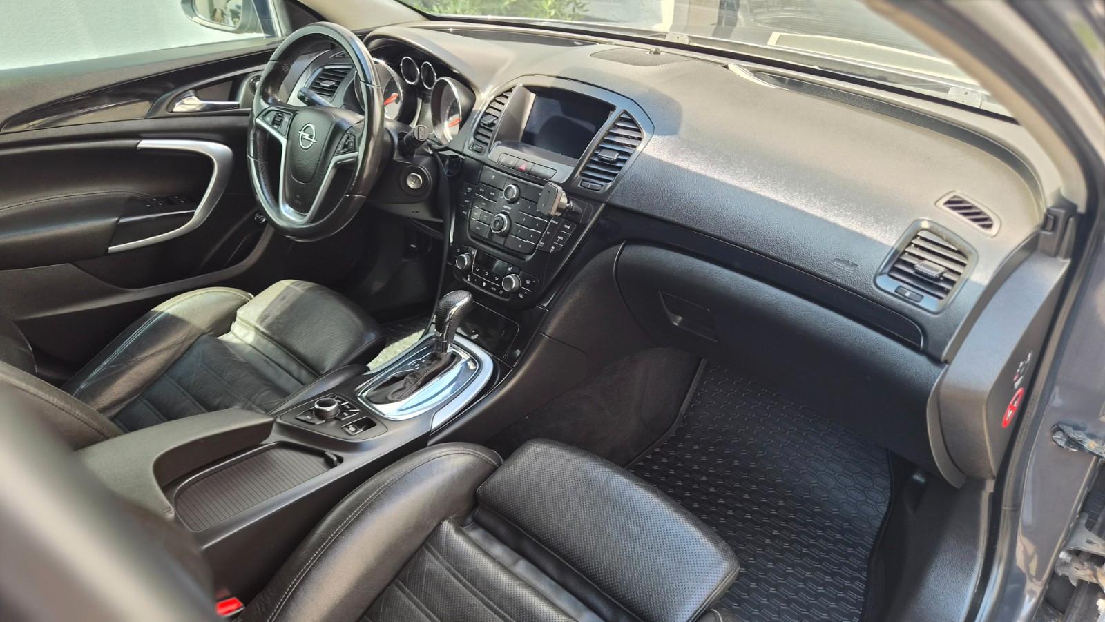 Opel Insignia 2012 — photo 15