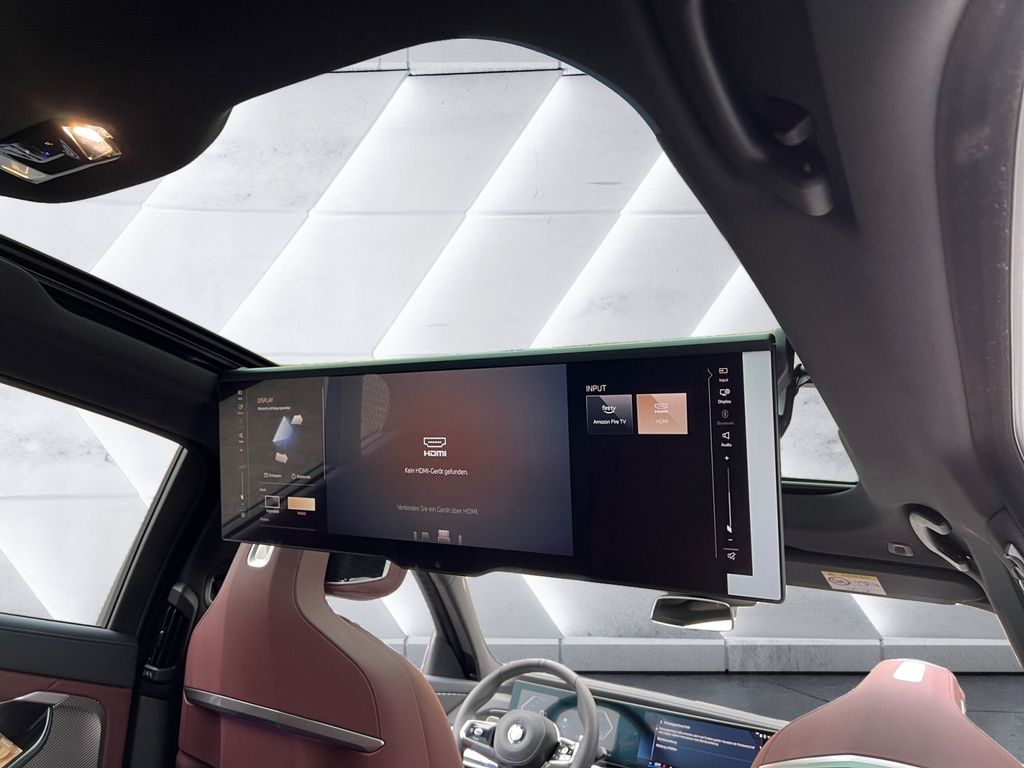Image of BMW 740