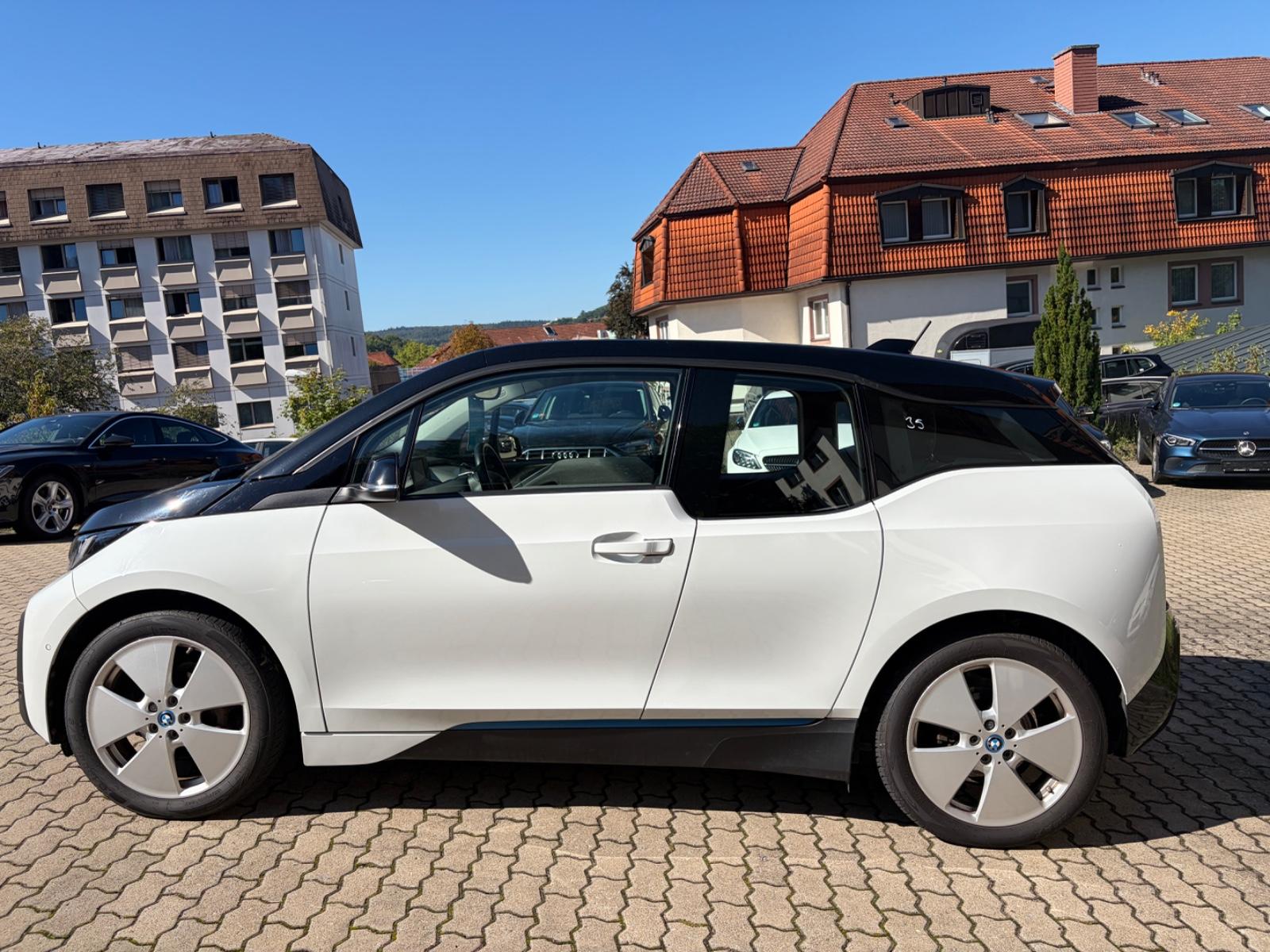 BMW i3*LED*Kamera*ParkAssistent*Multifunktionslenk.*