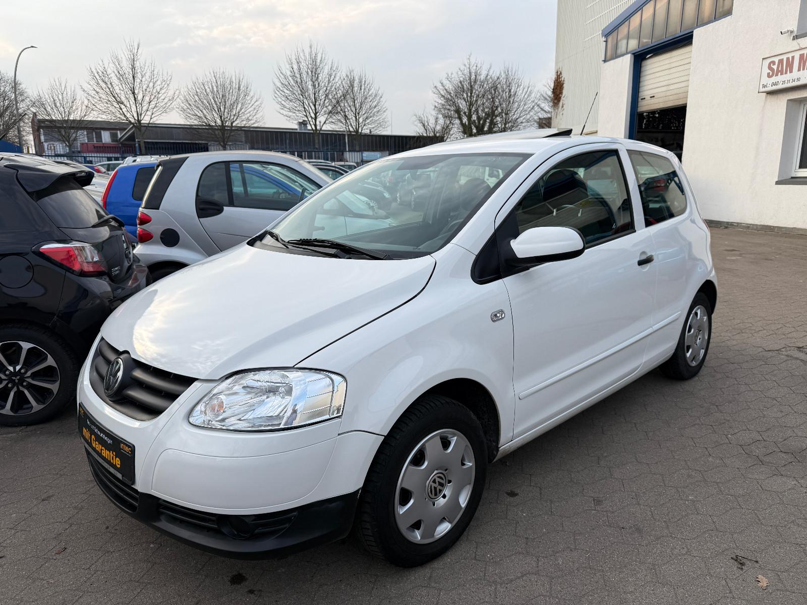 Volkswagen Fox Basis Tüv und Service Neu