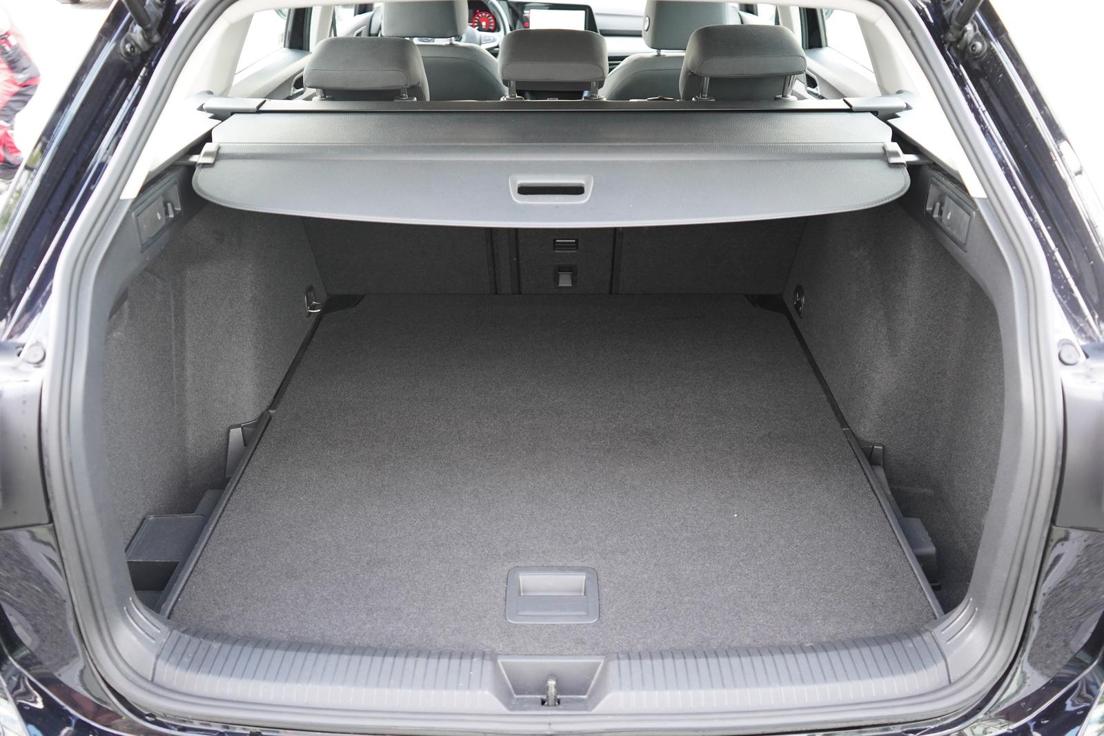 Volkswagen Golf VIII Variant 2.0 TDI Life LED ACC Spurhalte, миниатюра 29