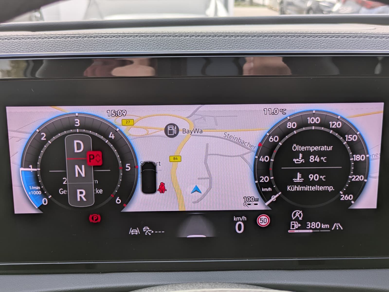 Fahrzeugabbildung Volkswagen Tiguan 2.0 TDI 4M R-Line PANO*H&K*AHK*MATRIX*20"