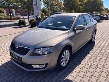Skoda Octavia - 3
