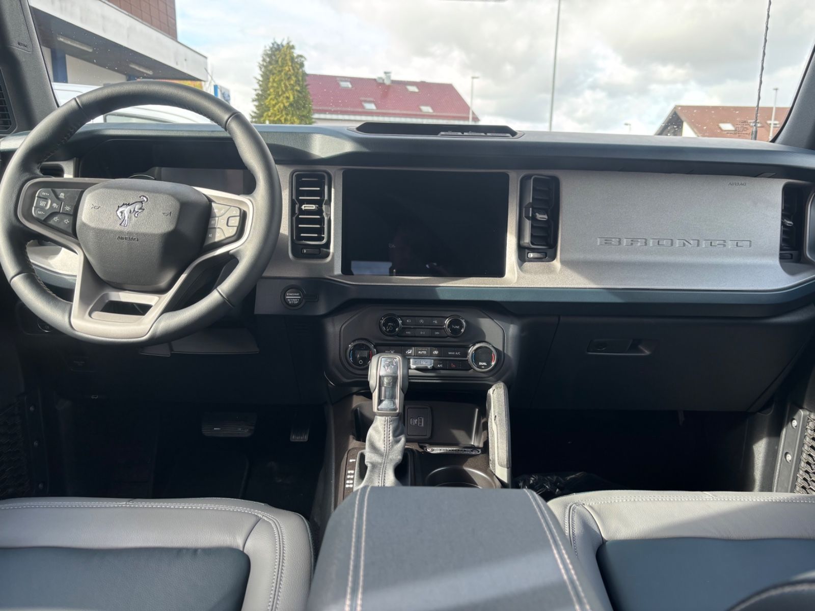 Ford Bronco - Bild 6