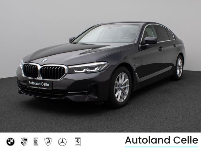 BMW 530e HUD DAB HiFi CockPitPro PDC Komfort Alarm