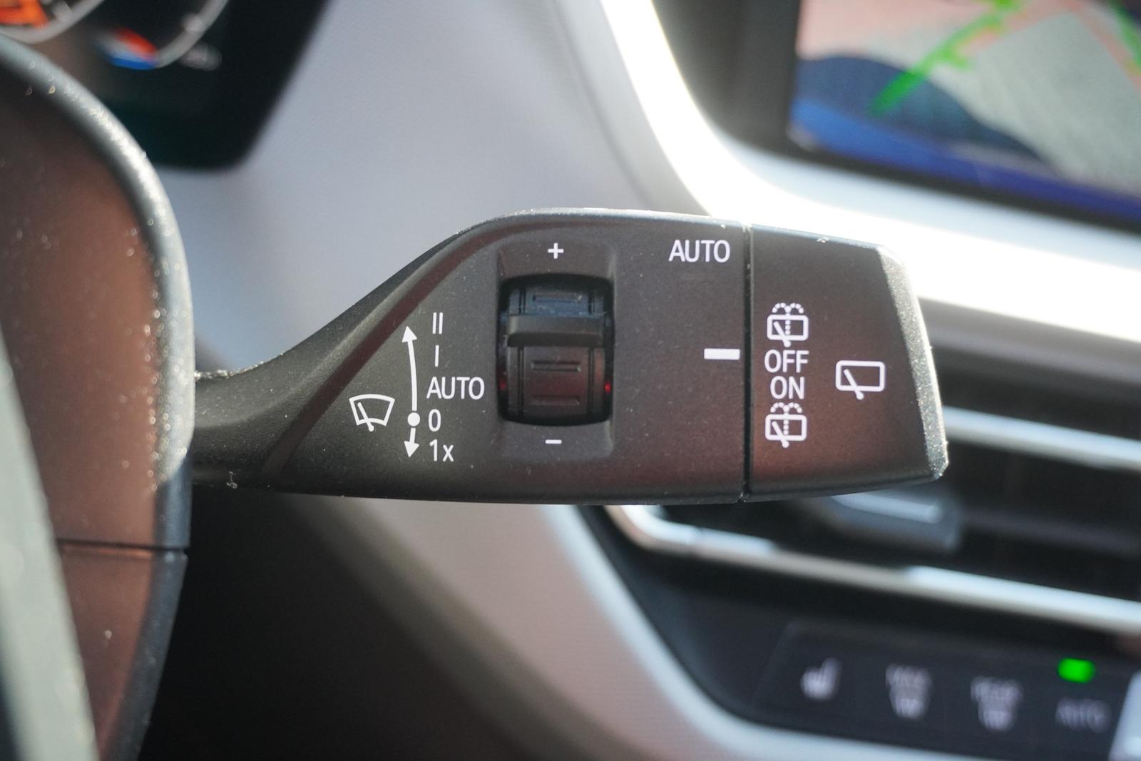 BMW 1 Series i Advantage Aut. LED Navi Kamera Sitzheizung, миниатюра 25