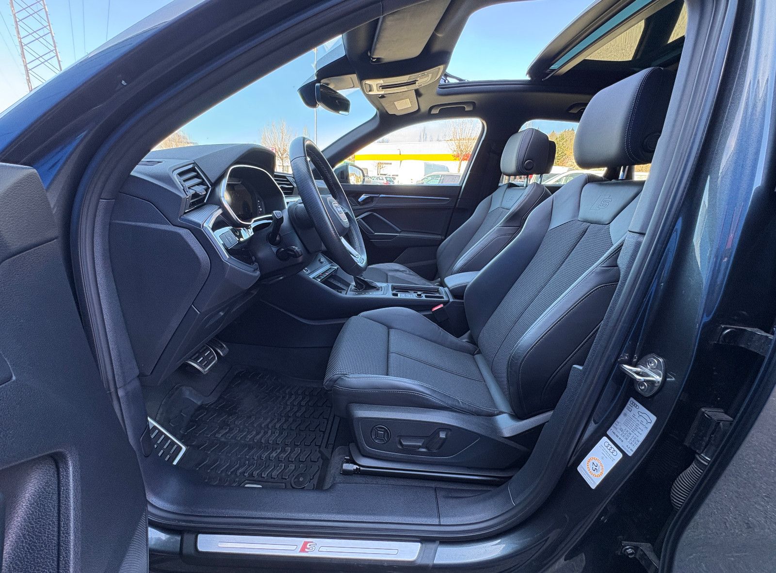 Audi Q3 40 TDI Quatt. S Line *PAN*MATRIX*360*NAV*AHK* foto 10