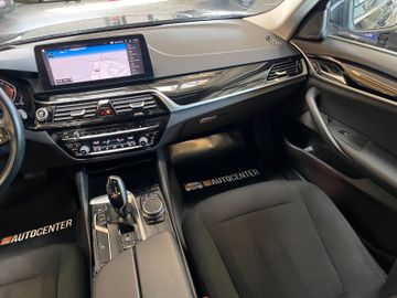 BMW 520 Touring 520 d *1.HAND*HUD*NAVI*KAM*LED*AHK*