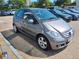 Mercedes-Benz A 160*MB-Scheckheft*1Hand*Garantie+TÜV* - Mercedes-Benz A 160 in Hamburg