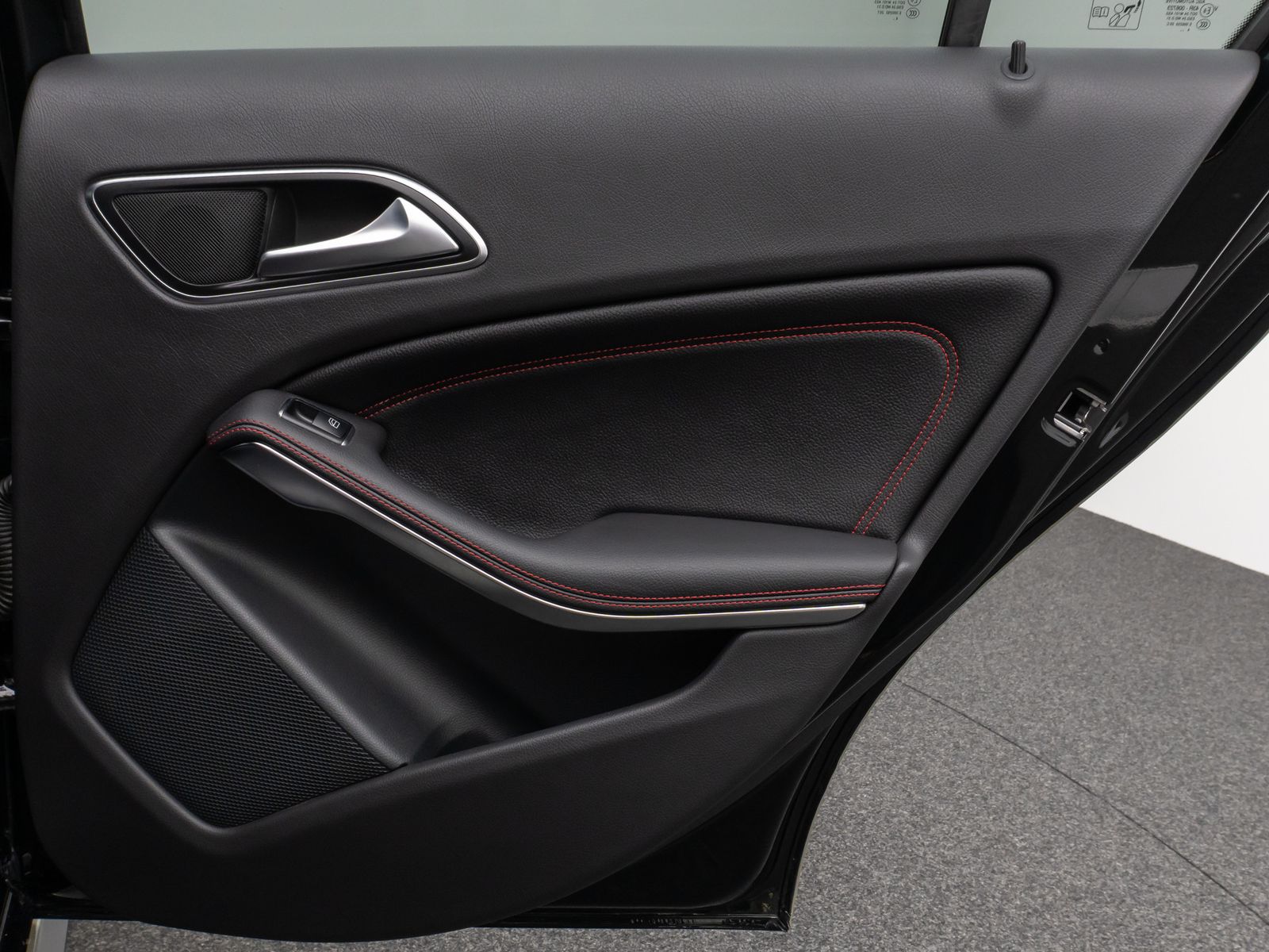 Fahrzeugabbildung Mercedes-Benz A 45 AMG Performance 4Matic Aero H/K Kamera Navi