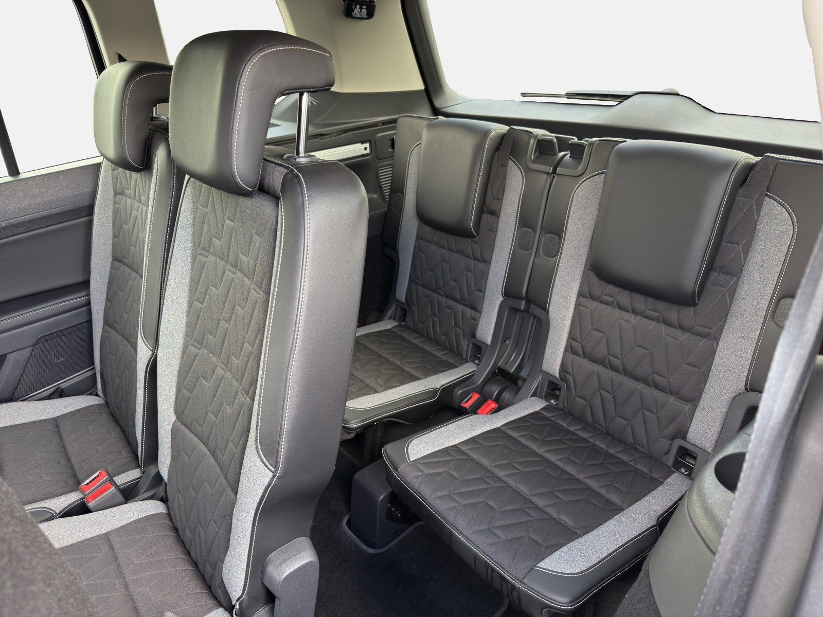 Volkswagen Touran - Bild 17