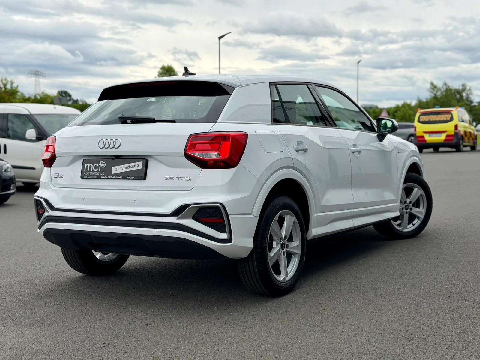 Audi Q2 35 TFSI S line, миниатюра 4