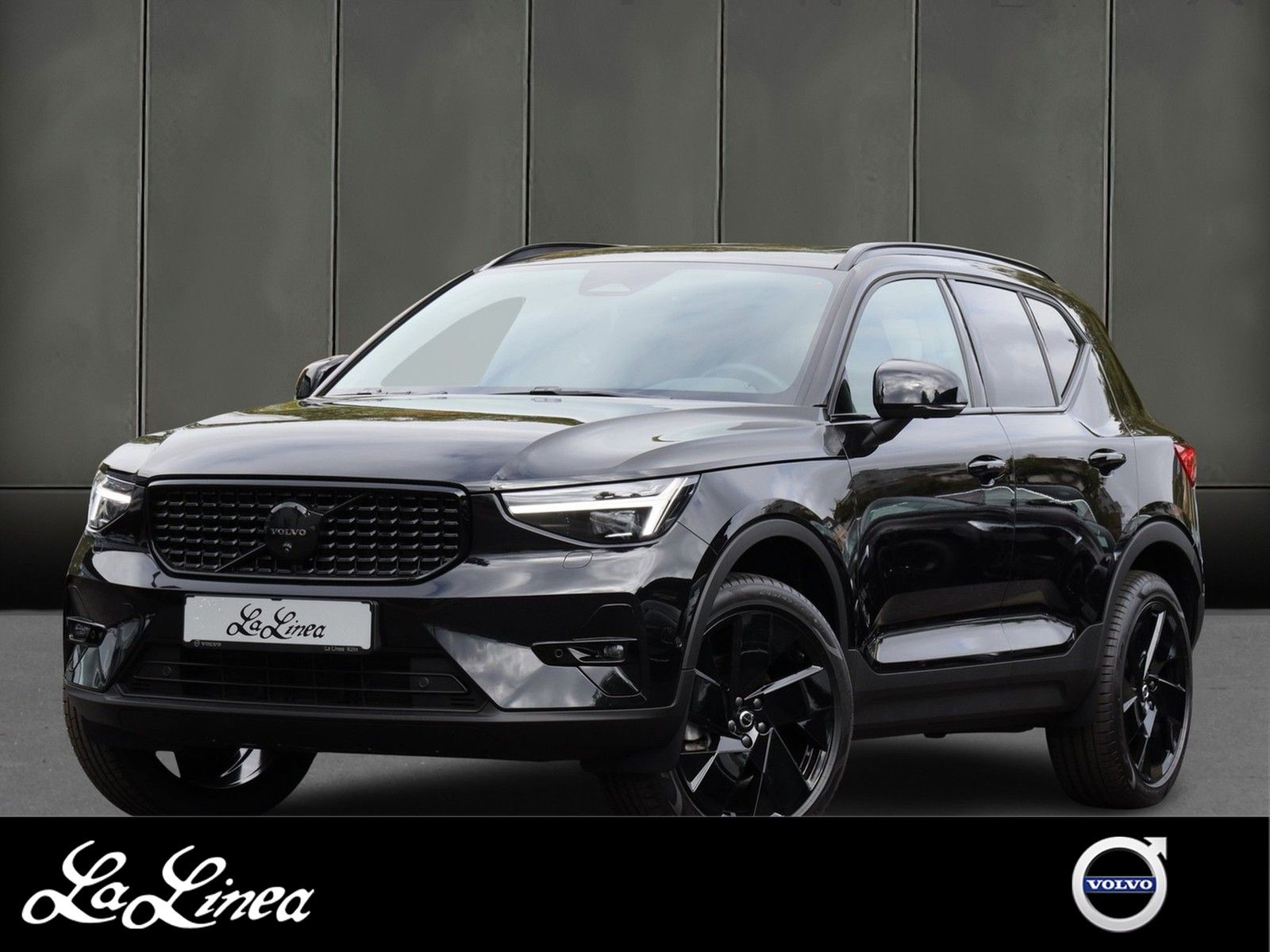 Volvo XC40 B4 Plus Black Edition NP: 56.450,-//PIXEL/P