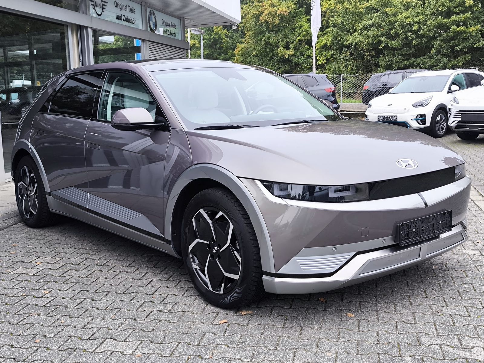 Fahrzeugabbildung Hyundai Ioniq 5 Techniq PANO+NAVI+LED+SHZ+KAMER+ACC+19"+