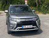 Mitsubishi Outlander 2.4 MIVEC PLUG-IN HYBRID 4WD Plus ... - Mitsubishi Outlander in Frankfurt (Main)