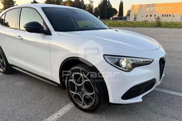 Alfa-Romeo Stelvio - 4