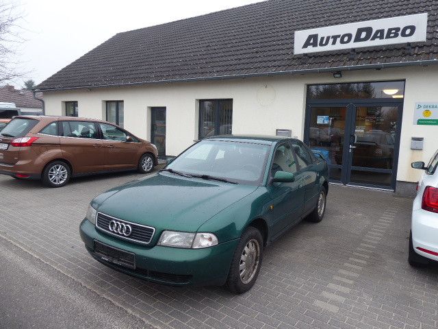 Audi A4 1.6