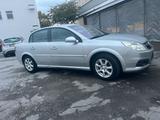 Opel Vectra 1.8 benzin - Opel Vectra mit Benzin-Antrieb: Limousine, 1.8