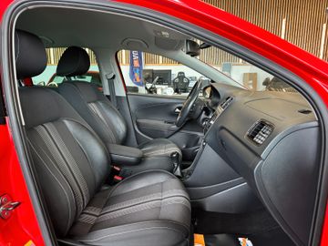 Volkswagen Polo V Match *2. Hand*Scheckheft*Klima*PDC*SHZ*