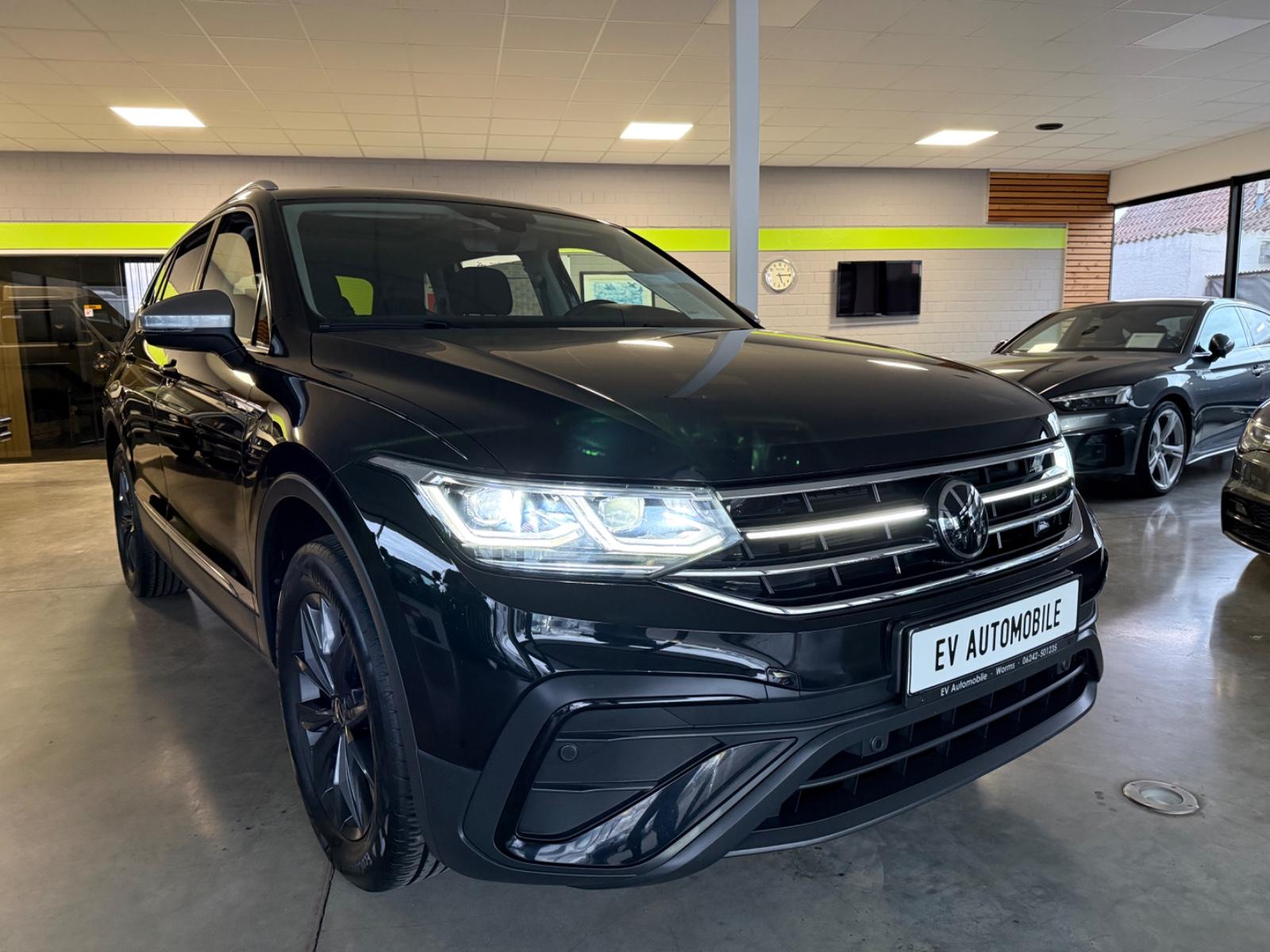 Volkswagen Tiguan Allspace Life 7xSitzer/Panorama/Navi/IQ