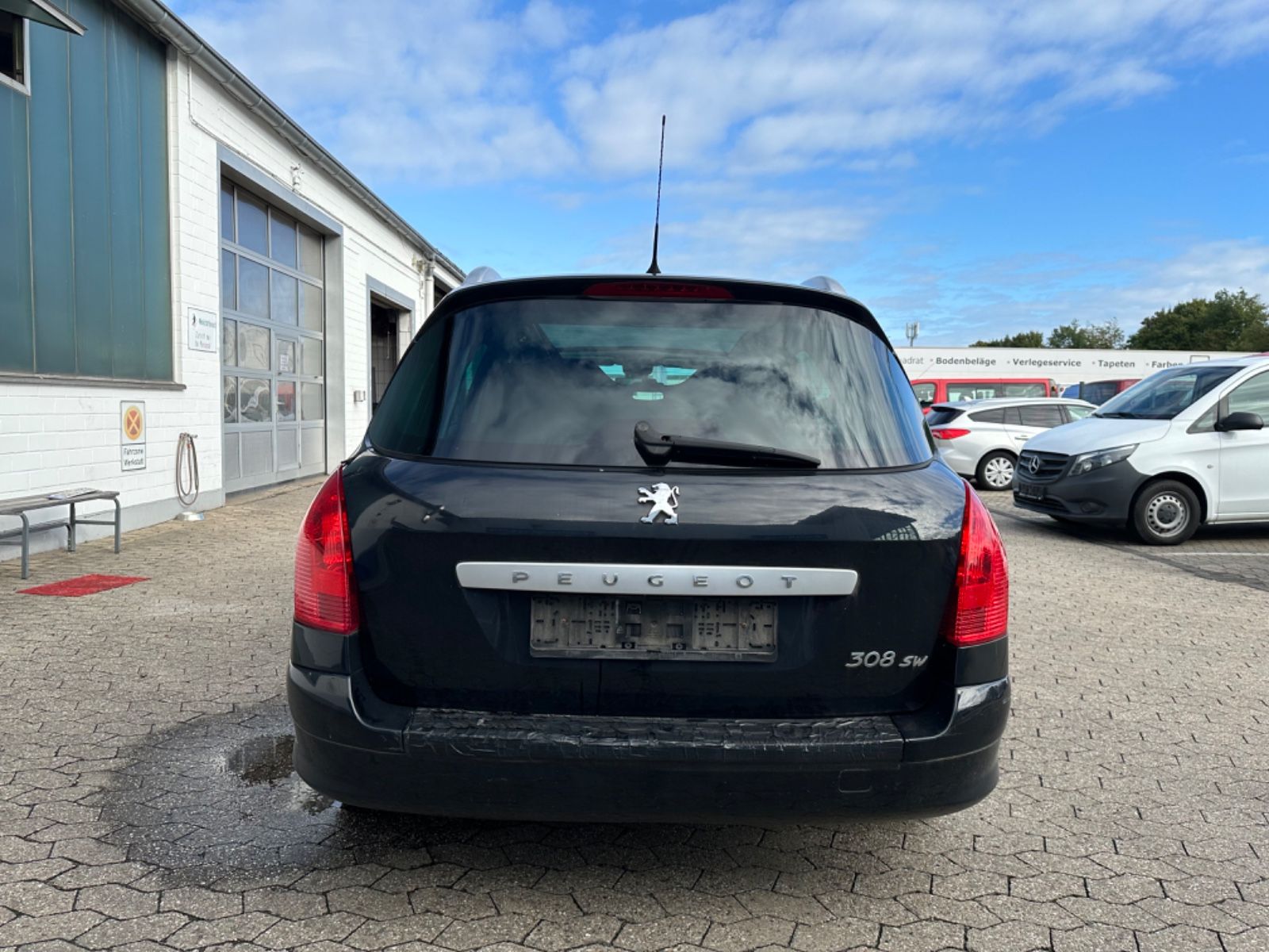 Fahrzeugabbildung Peugeot 308 SW Premium*PANO*Klima*Radio*Export*