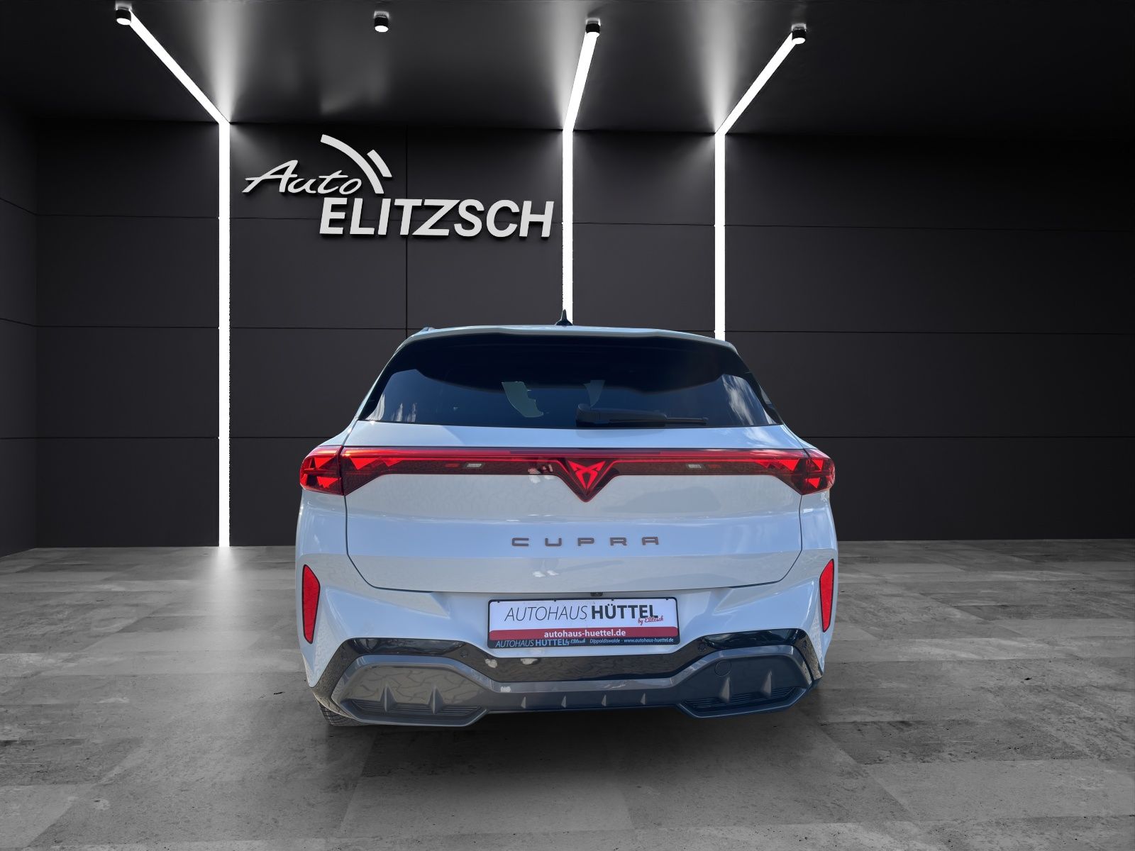 Fahrzeugabbildung CUPRA Terramar 2.0 TSI DSG 4x4 AHZ Matrix LED Pano Key