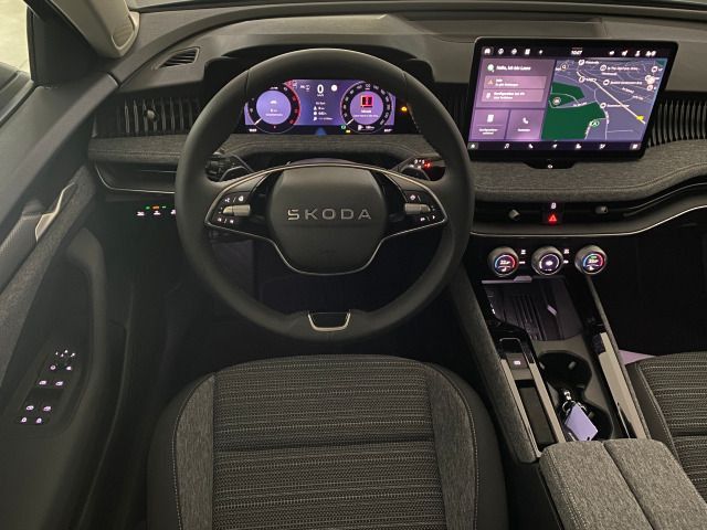 Superb Combi Selection 2.0 TDI DSG AHK+NAVI