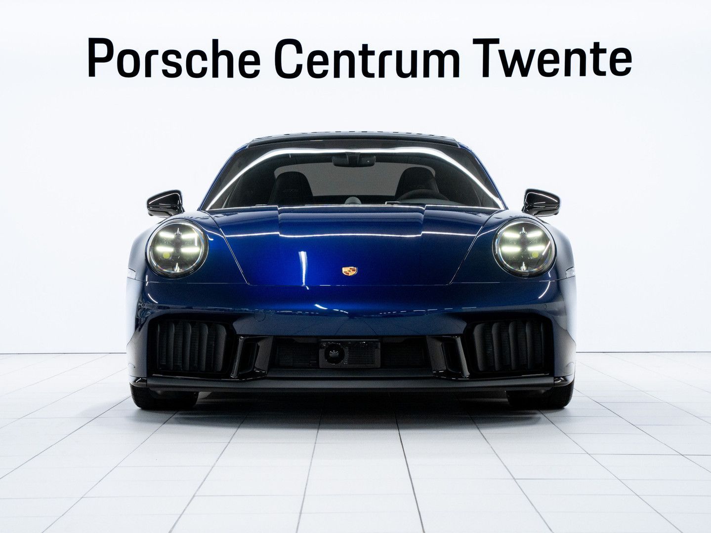 Porsche 992 Carrera 4 GTS imagem 2