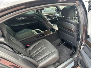 BMW 730 - 10