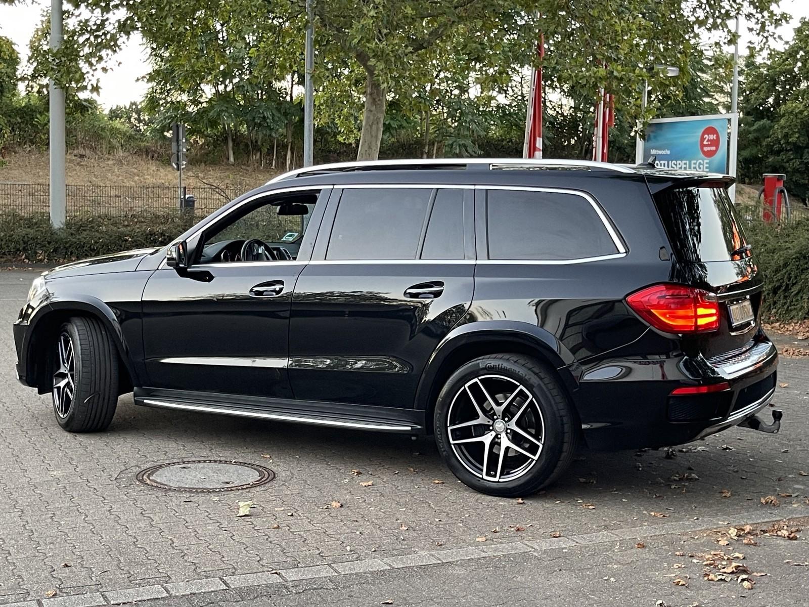 Mercedes-Benz Classe GL 350 BlueTEC 4Matic | 258 ch | BVA | 7 places | Toit panoramique | Suspension pneumatique | Cuir | GPS