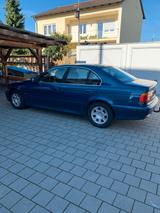 BMW 525i A - - BMW 525 aus 2000: 525i