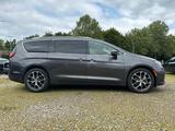 Chrysler Pacifica Hybrid  20" Felgen +7 weitere - Chrysler Pacifica aus 2021
